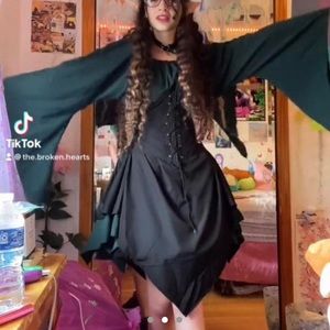 Green fairy renaissance fair dress with corset